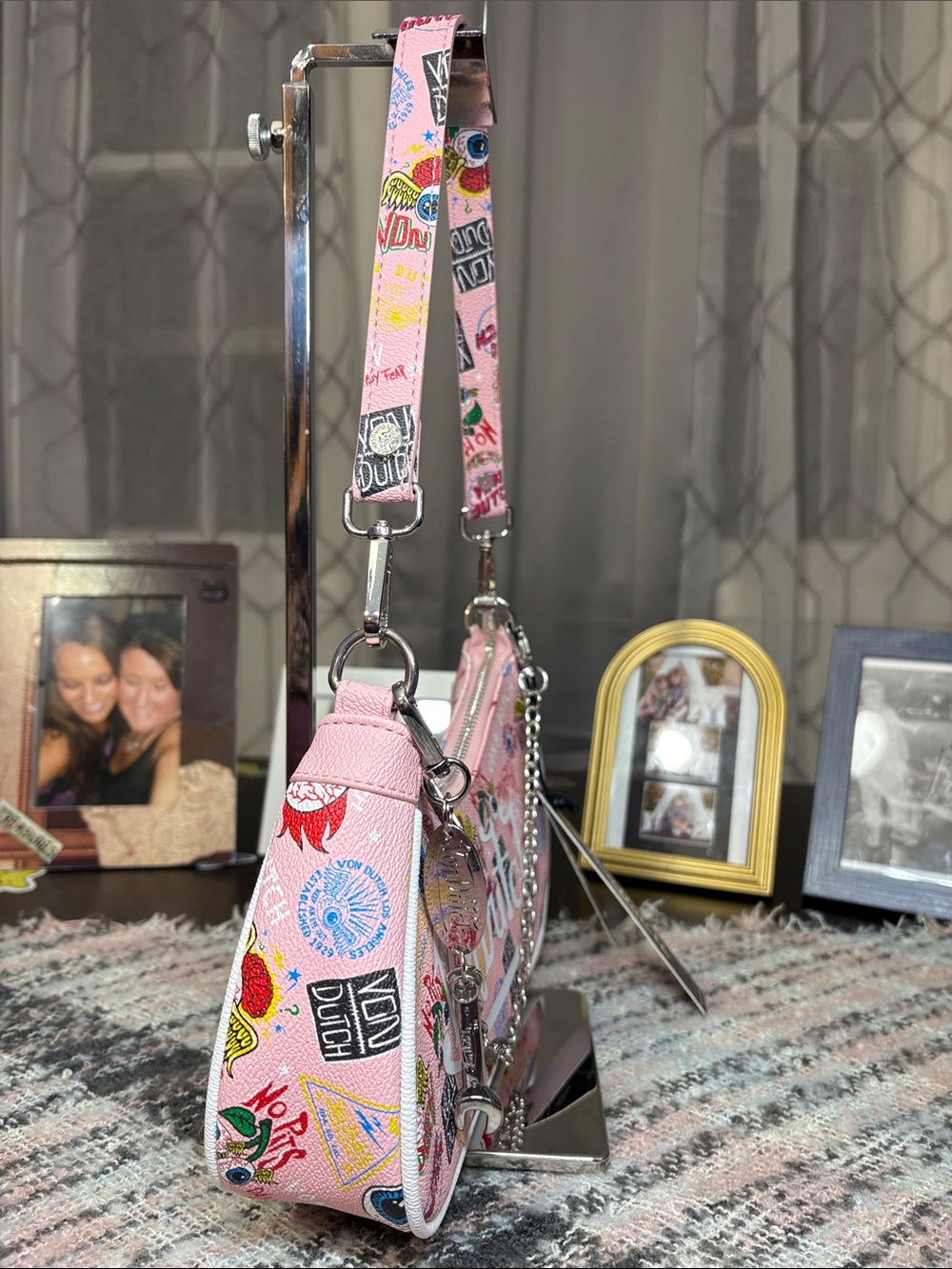 NWT Von Dutch Light Pink Jax Shoulder Bag - Picture 3 of 9